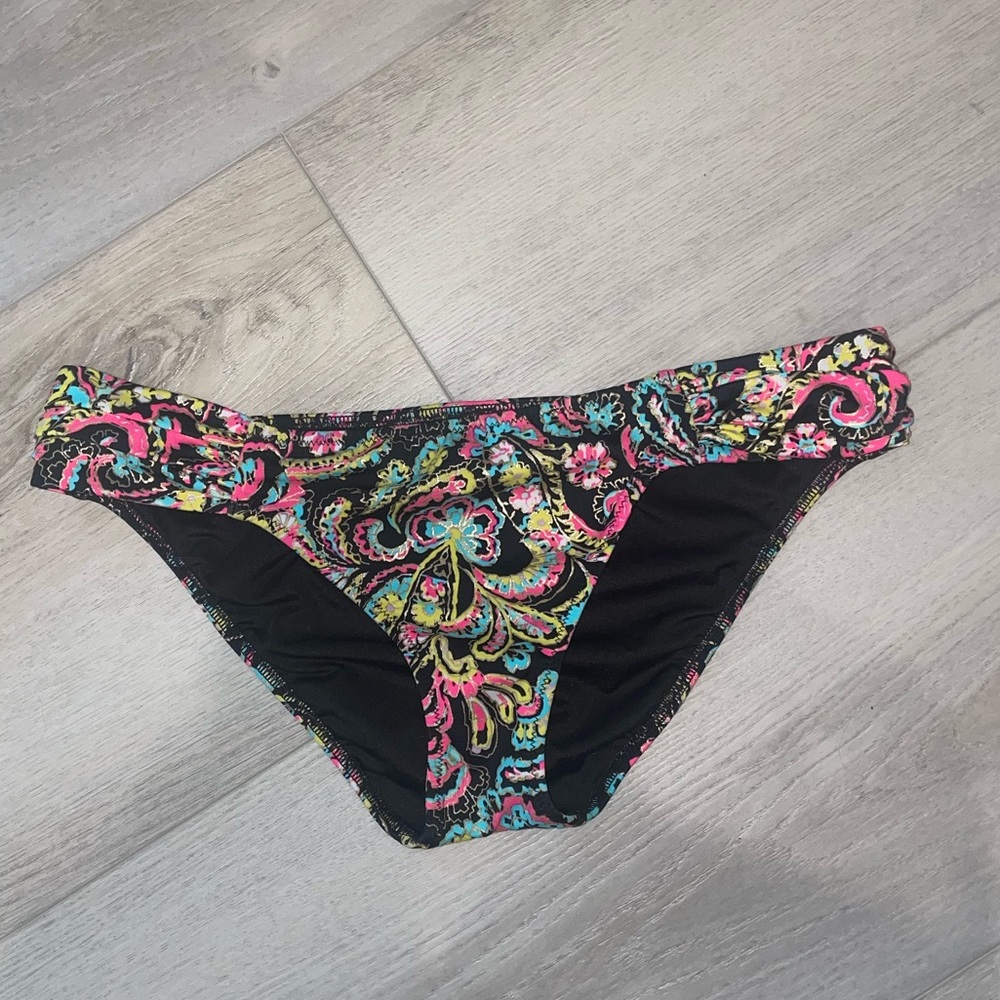 Victoria’s Secret The Knockout Bottom